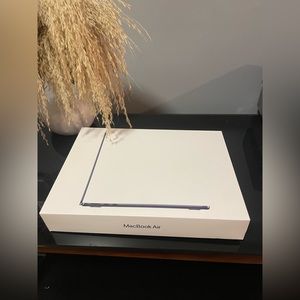 MacBook Air BOX ONLY